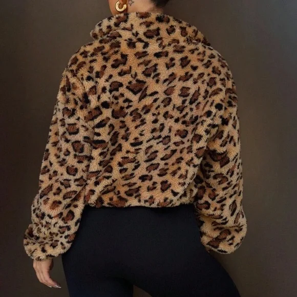 Leopard Print Teddy Jacket - Picture 7 of 9